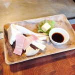 센노 다이도코로 츠에키점 - 付き出し 378円
                      エリンギベーコン