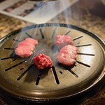 焼肉 炎焚 池袋店 - タンカルビ、サイコロタン