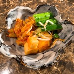 焼肉 炎焚 - キムチ盛り合わせ