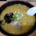 三代目 月見軒 - みそラーメン 750円