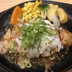 鉄板ステーキ ろく丘 - 
