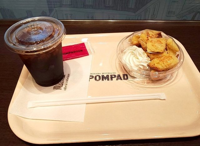 ポンパドウル クイーンズスクエア横浜店 Pompadour みなとみらい パン 食べログ ポンパドウル クイーンズスクエア横浜店 Pompadour みなとみらい パン 食べログ