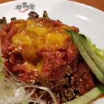 幸喜屋 - 卵黄を絡めて食べると最&高♡