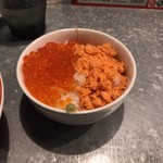 らぁめん家 有坂 - いくら鮭丼。600円。