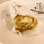 Café Restaurant Residenz - ①アプフェルストゥルーデルハーフサイズ＆ショー見学料金6.5€(≒787円)