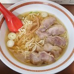 仙台中華そば 銘店嘉一 国分町店 - 「鶏チャーシュー麺醤油味」(880円)です