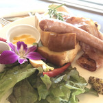 シチノカフェ&ピッツァ - モーニング別角度から