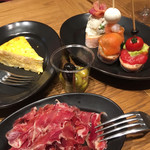 Bar＆Tapas Celona - 