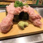 寿司 魚がし日本一 - 溢れネギトロ