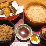 Oosaka Hannari Udon - 