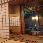 Arisugawa Shimizu - 通された部屋は、控えの間、トイレ、庭付き