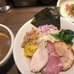 つけ麺一燈 - 濃厚あご出汁和えつけ麺