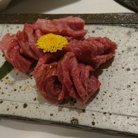 肉の匠 将泰庵 船橋駅前 はなれ店 - 花咲きタン塩