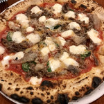 PIZZERIA IMOLA - 和牛たっぷりマルゲリータ