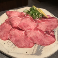 焼肉 にくなべ屋 神戸びいどろ 北野坂店 - 