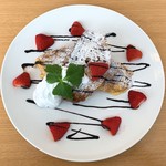 フレンチトースト専門店 CAFE LA PAIX - いちごチョコ生クリームフレンチ