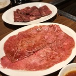 焼肉 ジャンボ - 