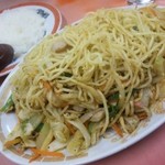 末広亭 - まさかのボリュームだった五目やきそば
