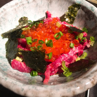 大井町銭場精肉店 - いくらユッケ