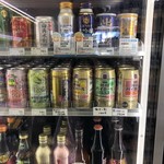 安田屋酒店 - 手書きPOPは税込み