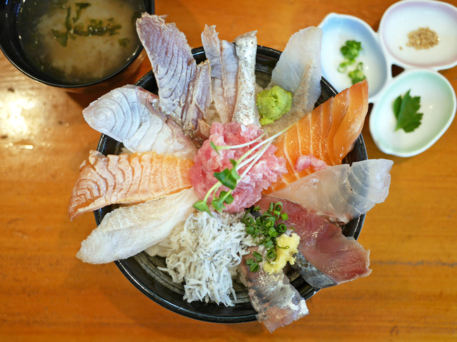 料理的照片 Nakaminatokaisemmaru 食べログ 繁體中文 料理的照片 Nakaminatokaisemmaru 食べログ 繁體中文
