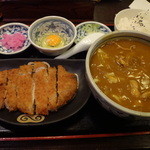 Mendokoro Oogi - カツカレー饂飩（１，０００円）と定食セット（１００円）