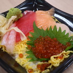 Oishii Maguroya - 海鮮丼アップ