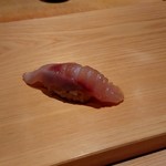 鮨 さかい - 富津の黒ムツ、シャリは熱め