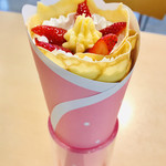 アオイ農園　ぶどうの木 - 苺クレープ