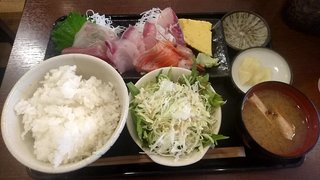 Uokuishokudoutokishirazu - 刺身定食　¥1,000