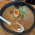 らーめん一騎 - ちゃっちゃ特製醤油