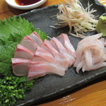 魚虎 - 天然活イシダイ刺 1300円