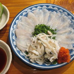 魚虎 - 活)トラフグ刺 1680円