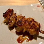 地葉はなれ - 2019.4.   手羽先の先の皮