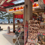 山本門次商店 - 内観