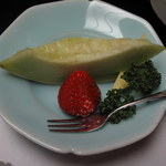 深谷温泉 元湯石屋 - 定番の果物だが、メロンがこの時期のものとしてはおいしかった