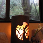 深谷温泉 元湯石屋 - 喫茶スペースにあった照明。ネット予約で朝コーヒーをサービスしてもらえる