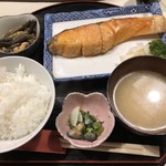 酒処 はづき - 焼魚 しゃけ 850円