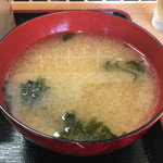 魚と肴 とおるの台所 - シジミ、アオサのり味噌汁