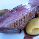 アーリア ディ タクボ - シャラン産 鴨のグリル タモギダケと姫人参を添えて2