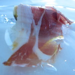 アーリア ディ タクボ - 24ヶ月熟成のイタリア パルマ産生ハム 黒イチジクとリコッタチーズのムース2