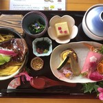 カフェアンドショップ ロータスランド - 富士山ひまつぶしグランプリ御膳 1,300円
      デザート ドリンク付き