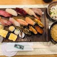 東鮨 新店 - 