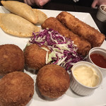 肉バル×イタリアン クロスカーサ - 料理写真: