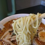 渡辺 - 麺は細麺