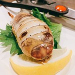 珍獣屋 - オオグソクムシ丸揚げ  顔面アップ