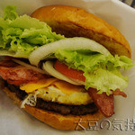 ZATS BURGER CAFE - ザッツ佐世保バーガー(ジャンボ)(￥1,380)