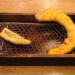 天ぷら酒場 NAKASHO - 6種の残り2種。白むつと揚げ過ぎのカボチャ。ちょっと焦げてるし。