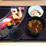 魚蔵 - (ﾗﾝﾁ) 特上にぎり盛御膳￥2,000　2018.8.31