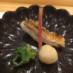 割烹 一楓 - 焼物：甘鯛の鱗焼き 大好きな鱗焼き。大根おろしは梅があえてありました。